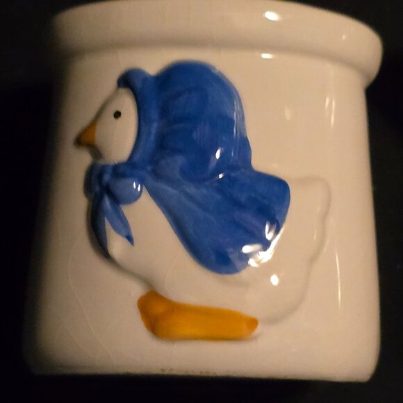 Vintage Taiwan Ceramic Cream & Sugar Set With Blue Hooded Duck Design - Picture 3 of 10